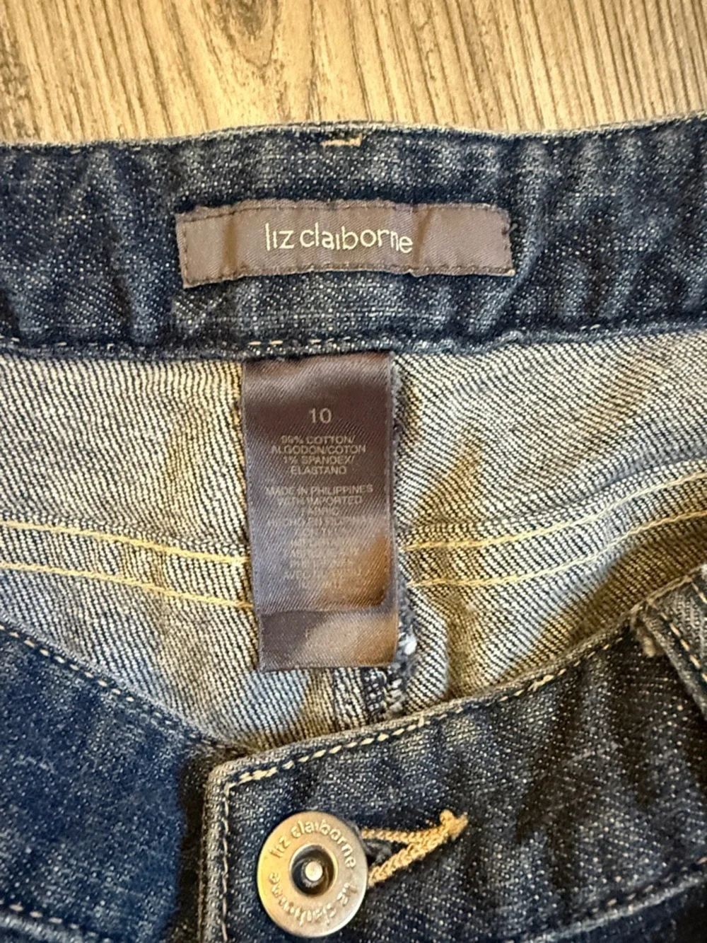 Liz Claiborne Women's Dark Blue Straight-Leg Jeans